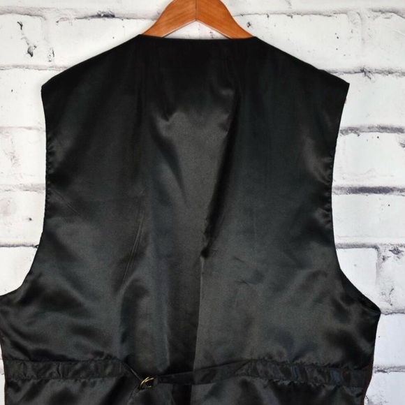 Scully Suede Vest - Great Condition/Adjustable - Size XXL - Picture 6 of 8